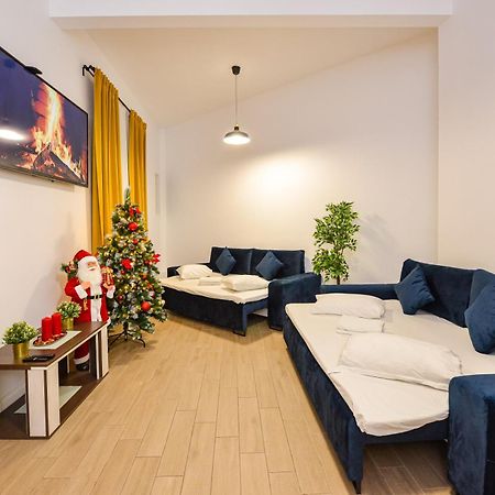 Residenza Di Carbasinni Bukarest Exterior foto