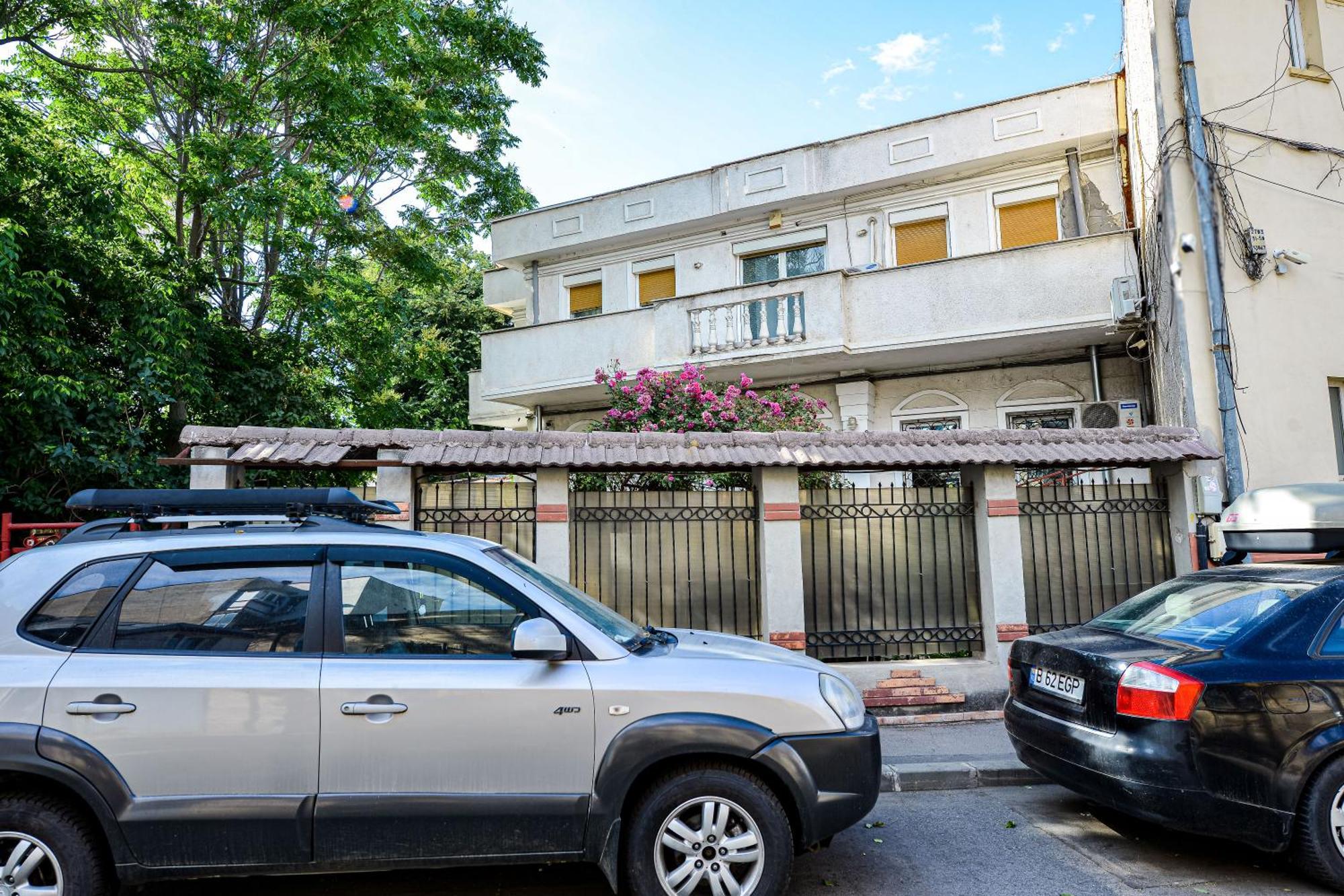 Residenza Di Carbasinni Bukarest Exterior foto
